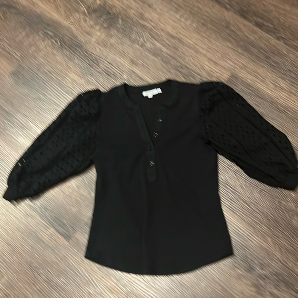 Chico’s black top size large!